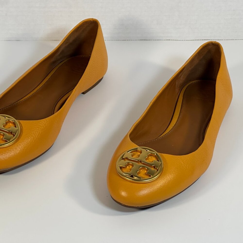 Tory Burch Size 9.5 Golden Flats - Picture 11 of 16